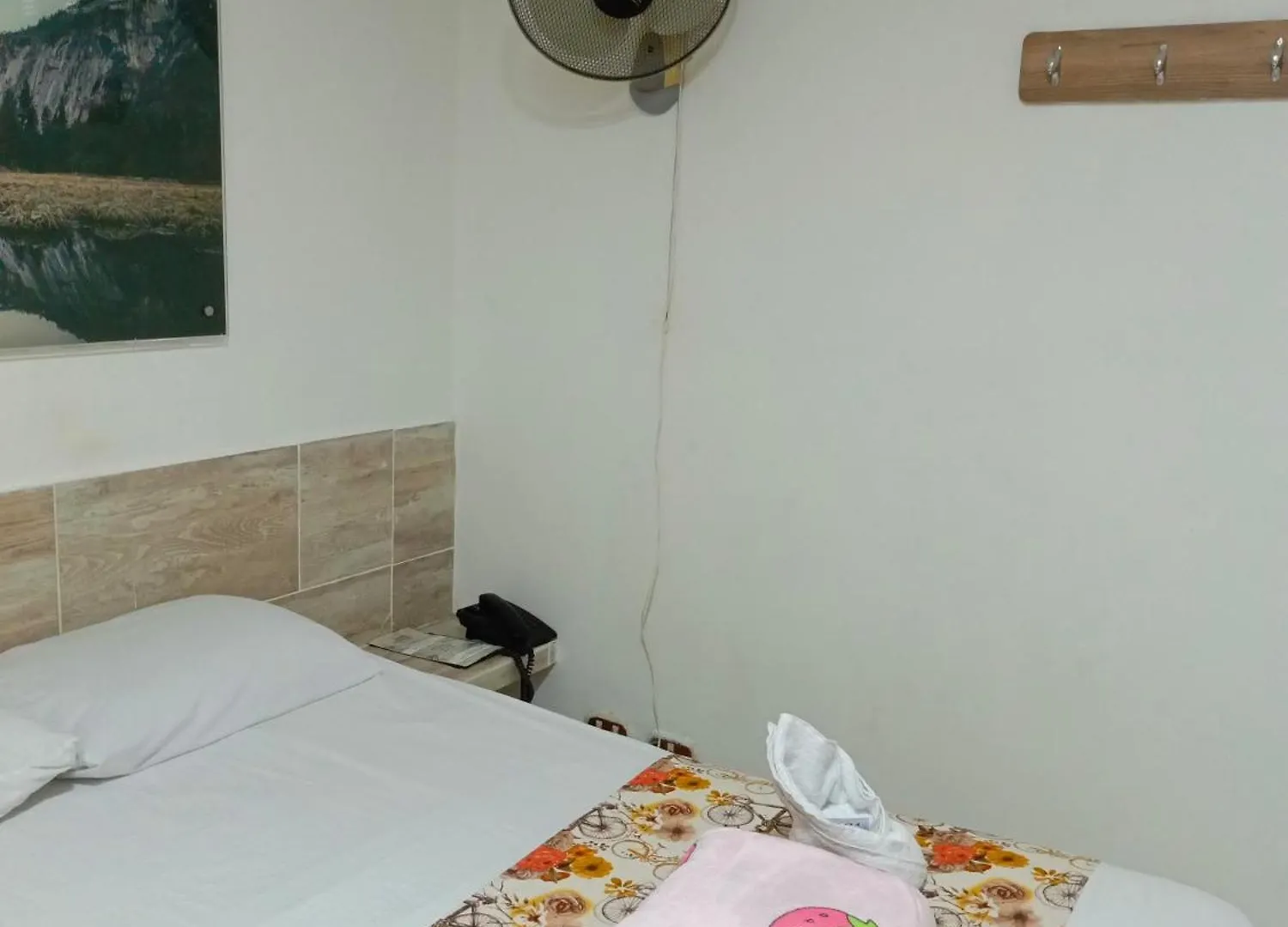 Hotel Brisas 메딜린 3*,  콜롬비아