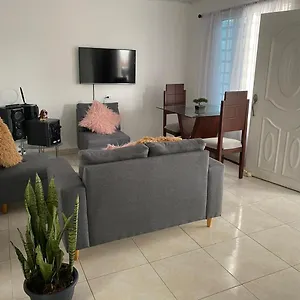 Hermoso Con Piscina Y Ascensor. Apartamento Cali