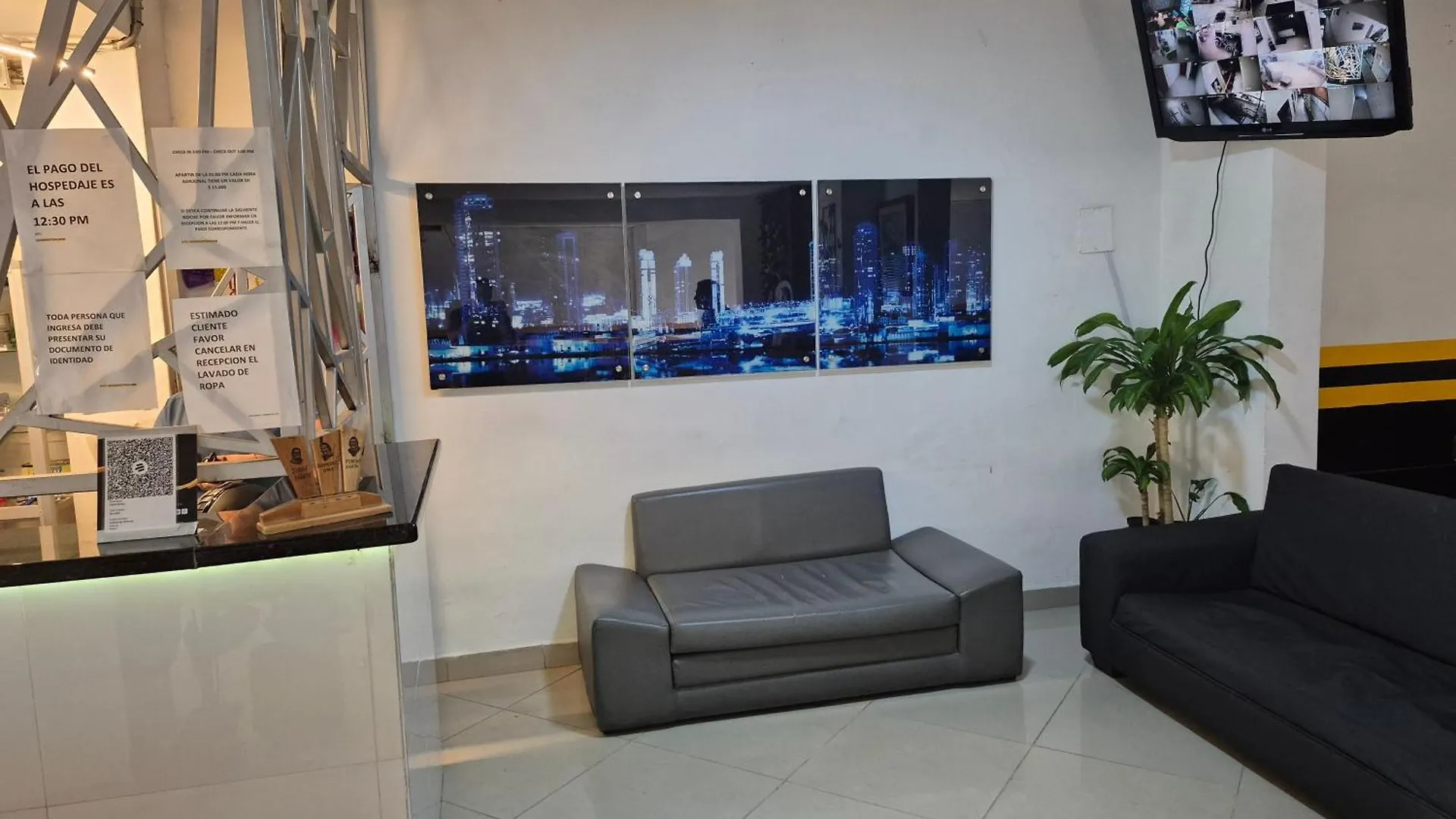Hotel Brisas Medellín 3*,
